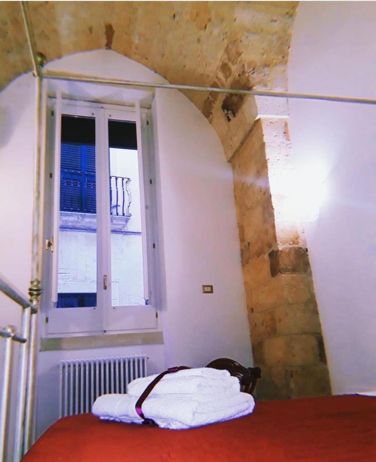 Bed and Breakfast Lo Scrigno Barocco Lecce Exterior foto